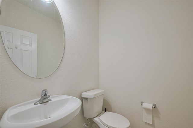 3215 Laurel Bend Lane, Pearland, TX 77584