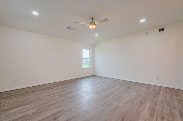 3215 Laurel Bend Lane, Pearland, TX 77584