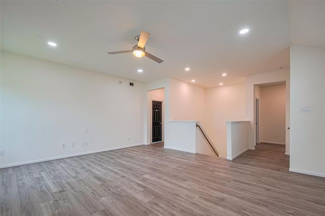 3215 Laurel Bend Lane, Pearland, TX 77584