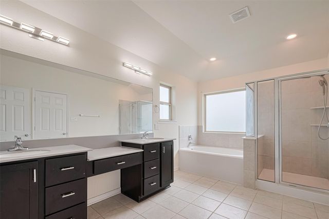 3215 Laurel Bend Lane, Pearland, TX 77584