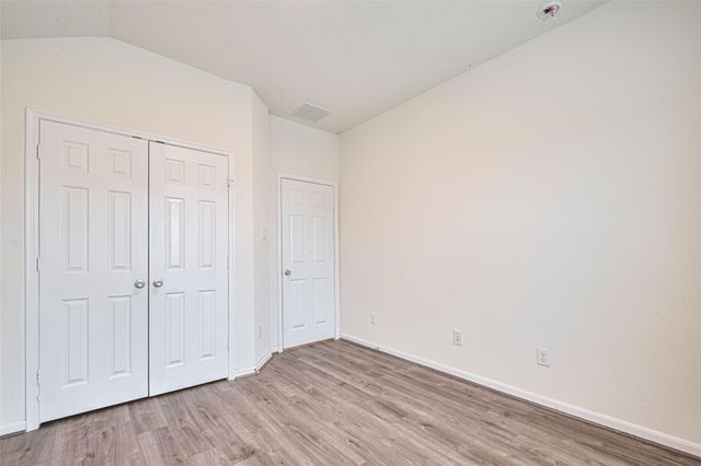 3215 Laurel Bend Lane, Pearland, TX 77584