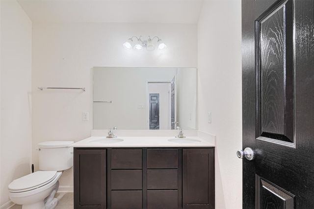 3215 Laurel Bend Lane, Pearland, TX 77584