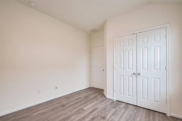 3215 Laurel Bend Lane, Pearland, TX 77584