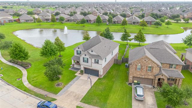 3215 Laurel Bend Lane, Pearland, TX 77584