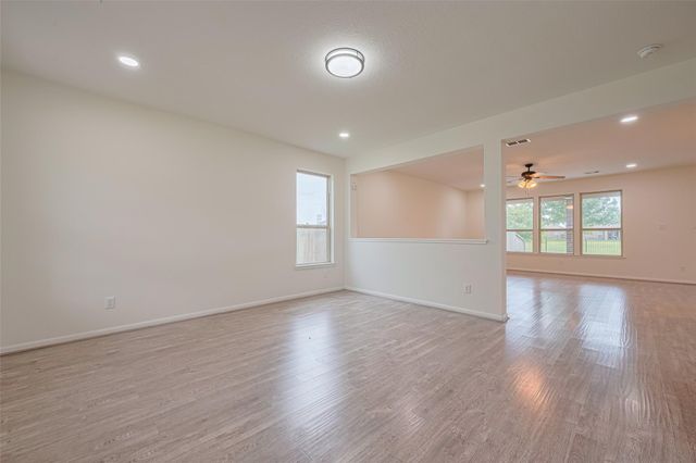 3215 Laurel Bend Lane, Pearland, TX 77584