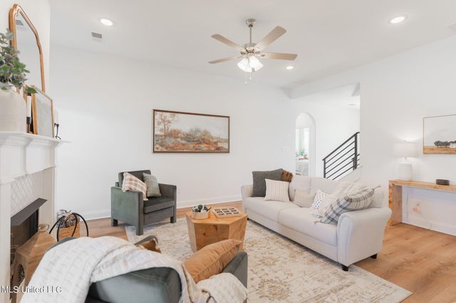 5290 Douglas Drive, Olive Branch, MS 38654