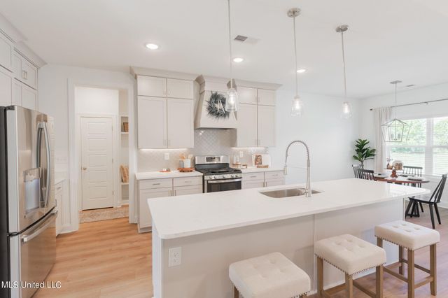 5290 Douglas Drive, Olive Branch, MS 38654