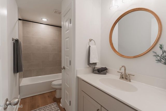 5290 Douglas Drive, Olive Branch, MS 38654