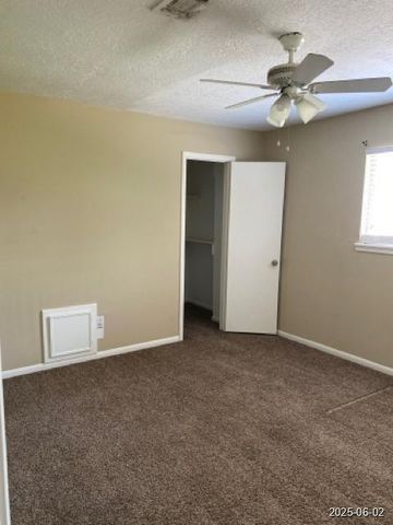5603 Mossy Timbers Drive, Humble, TX 77346