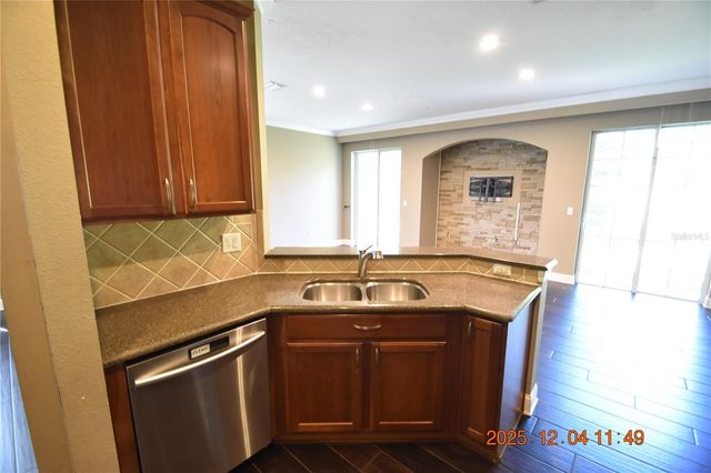 6737 EAGLE FEATHER DRIVE, Riverview, FL 33578