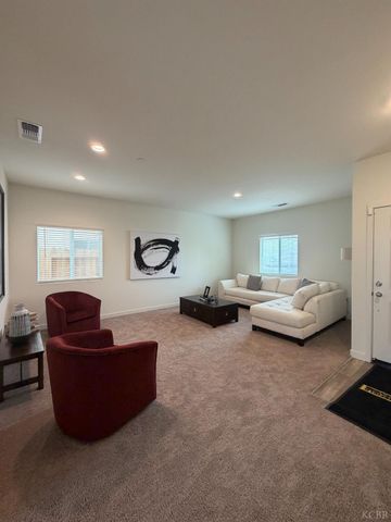 1672 Sequoia, Corcoran, CA 93212