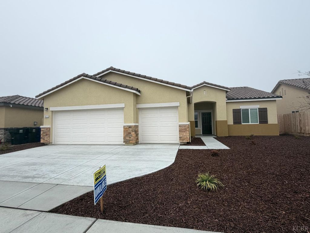 1672 Sequoia, Corcoran, CA 93212