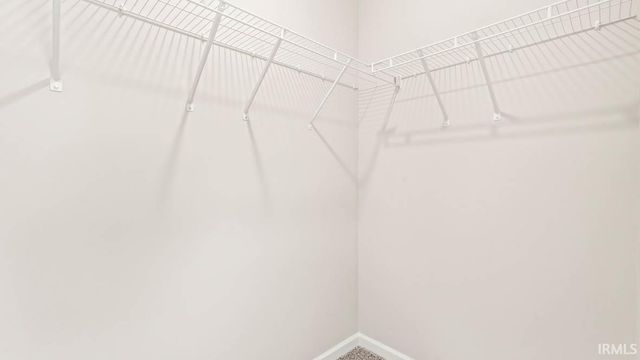 5040 Beechmont Lane, New Haven, IN 46774