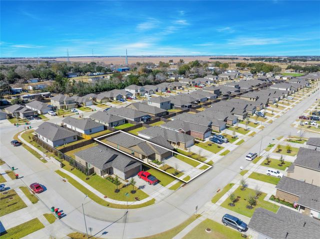 17715 Grove Hill Drive, Hockley, TX 77447