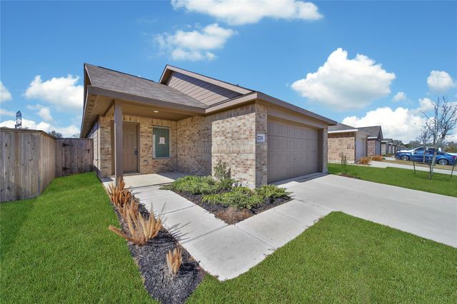 17715 Grove Hill Drive, Hockley, TX 77447