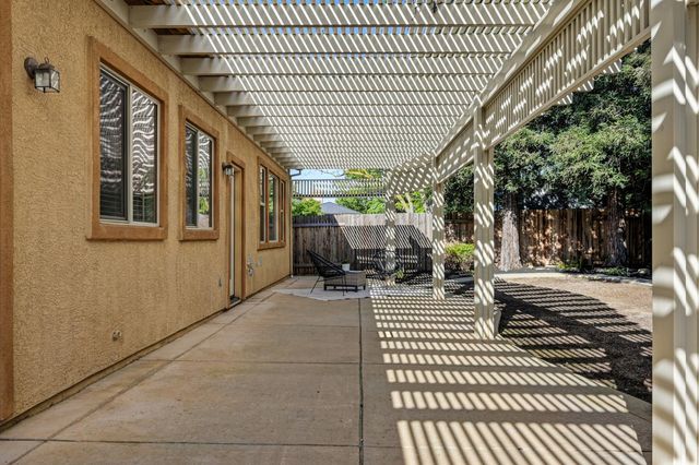 7209 Danberg Way, Elk Grove, CA 95757