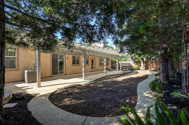 7209 Danberg Way, Elk Grove, CA 95757