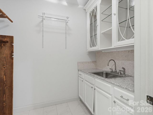 9831 Minnie Lemmond Lane, Charlotte, NC 28227