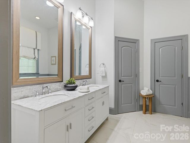 9831 Minnie Lemmond Lane, Charlotte, NC 28227
