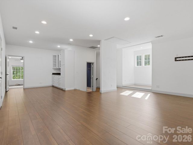 9831 Minnie Lemmond Lane, Charlotte, NC 28227