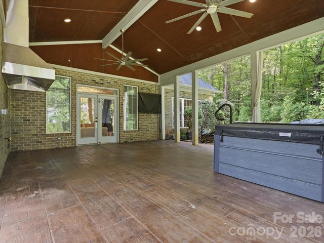 9831 Minnie Lemmond Lane, Charlotte, NC 28227