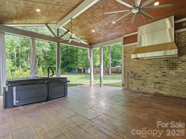 9831 Minnie Lemmond Lane, Charlotte, NC 28227