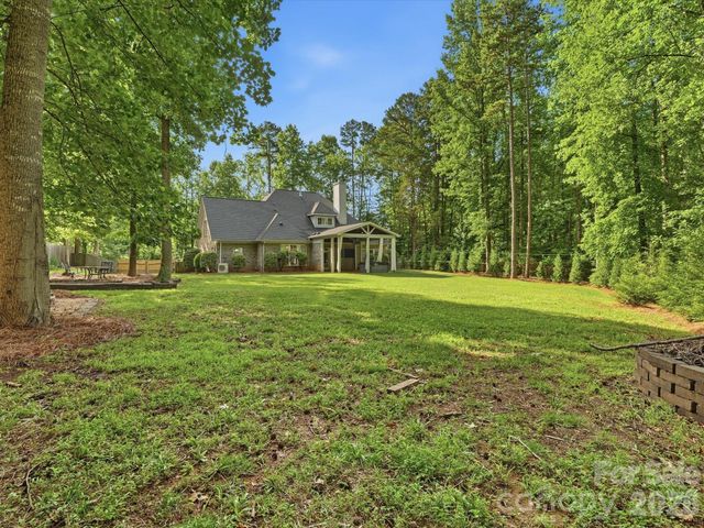 9831 Minnie Lemmond Lane, Charlotte, NC 28227