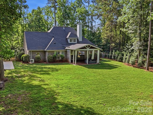9831 Minnie Lemmond Lane, Charlotte, NC 28227