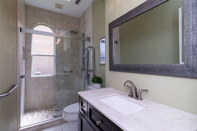 5732 Chelmsford Trail, Arlington, TX 76018