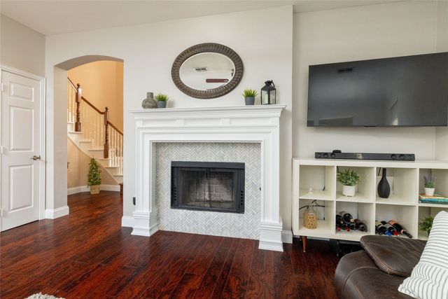 5732 Chelmsford Trail, Arlington, TX 76018