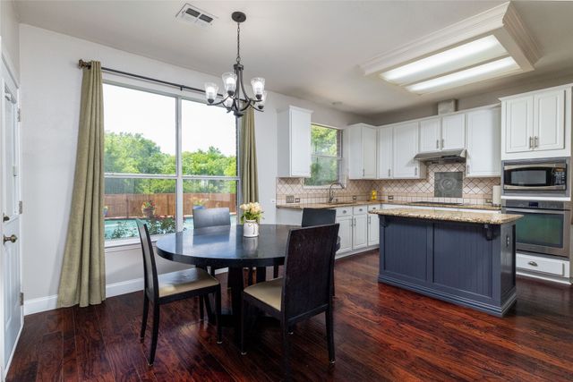 5732 Chelmsford Trail, Arlington, TX 76018