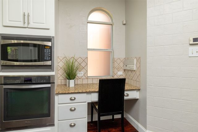 5732 Chelmsford Trail, Arlington, TX 76018