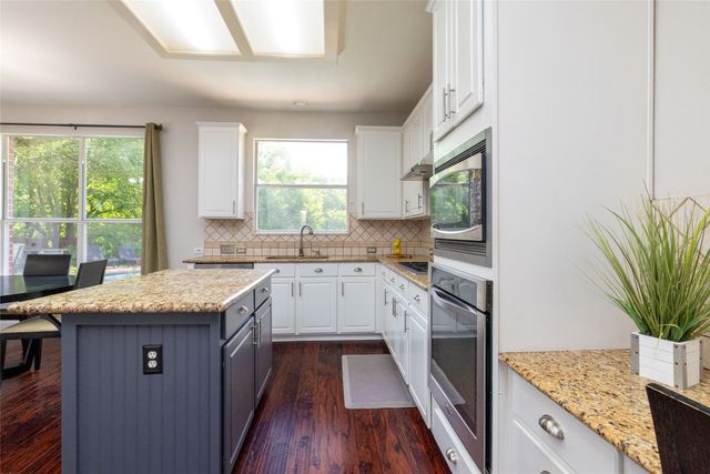 5732 Chelmsford Trail, Arlington, TX 76018