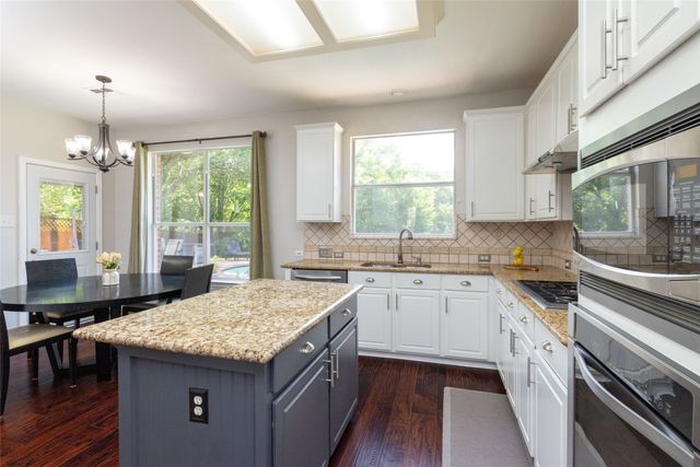 5732 Chelmsford Trail, Arlington, TX 76018