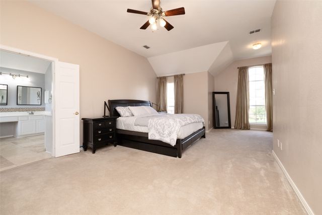 5732 Chelmsford Trail, Arlington, TX 76018