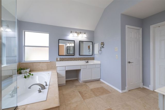 5732 Chelmsford Trail, Arlington, TX 76018