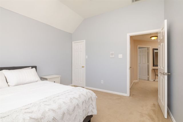 5732 Chelmsford Trail, Arlington, TX 76018