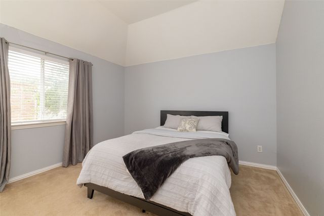 5732 Chelmsford Trail, Arlington, TX 76018