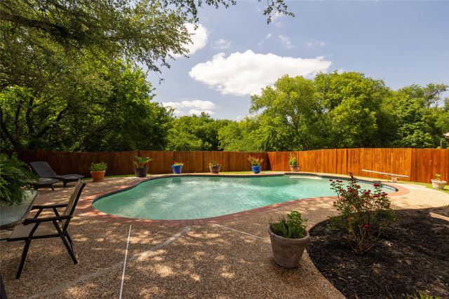 5732 Chelmsford Trail, Arlington, TX 76018