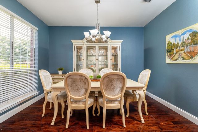 5732 Chelmsford Trail, Arlington, TX 76018