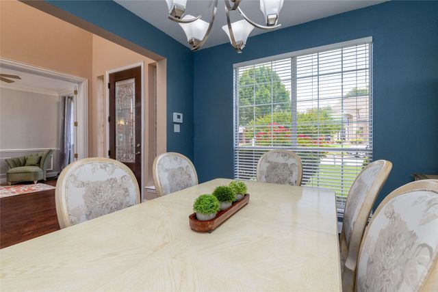 5732 Chelmsford Trail, Arlington, TX 76018