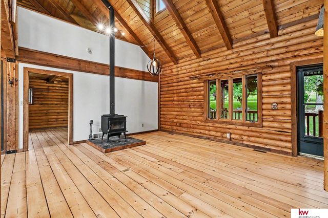 8306 S 235 Street, Gretna, NE 68028