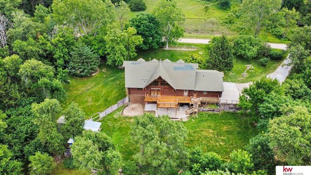8306 S 235 Street, Gretna, NE 68028
