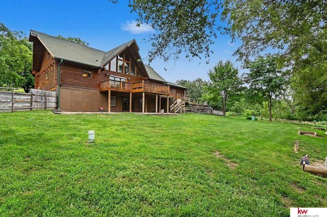 8306 S 235 Street, Gretna, NE 68028