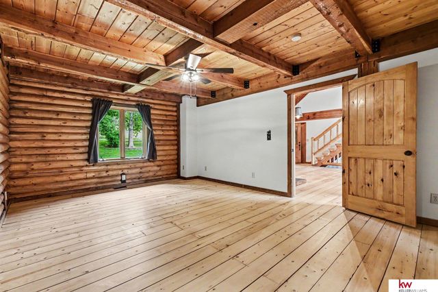 8306 S 235 Street, Gretna, NE 68028