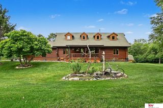8306 S 235 Street, Gretna, NE 68028