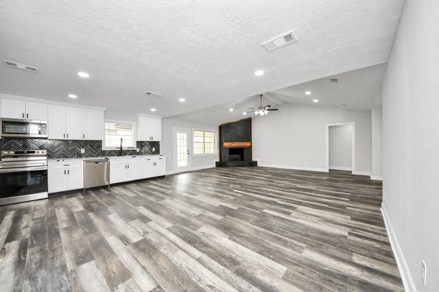 3009 Stacy Lane, Deer Park, TX 77536