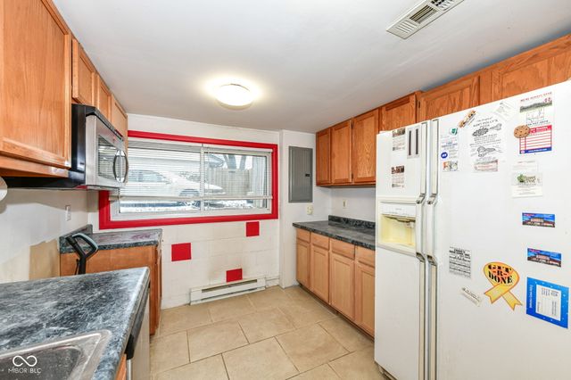 2614 Calbert Drive, Indianapolis, IN 46219