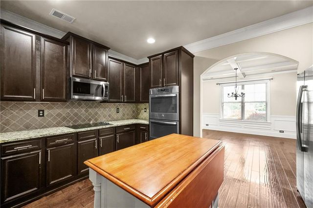 882 Nestling Drive, Lawrenceville, GA 30045