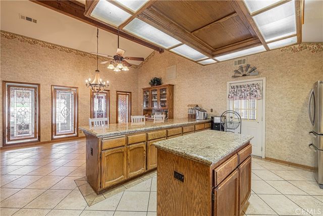43118 Roulette Lane, Lancaster, CA 93536